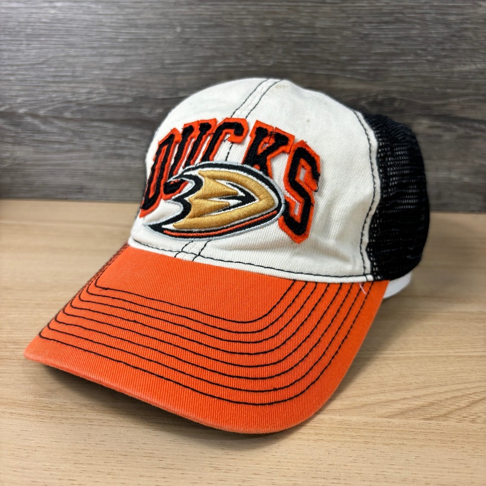 Anaheim Ducks Hat Cap Fitted S/M Black‎ Orange NHL Hockey Reebok Center Ice